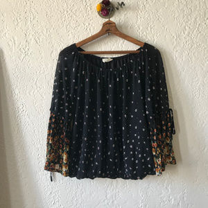 Floral Bell Sleeve Top